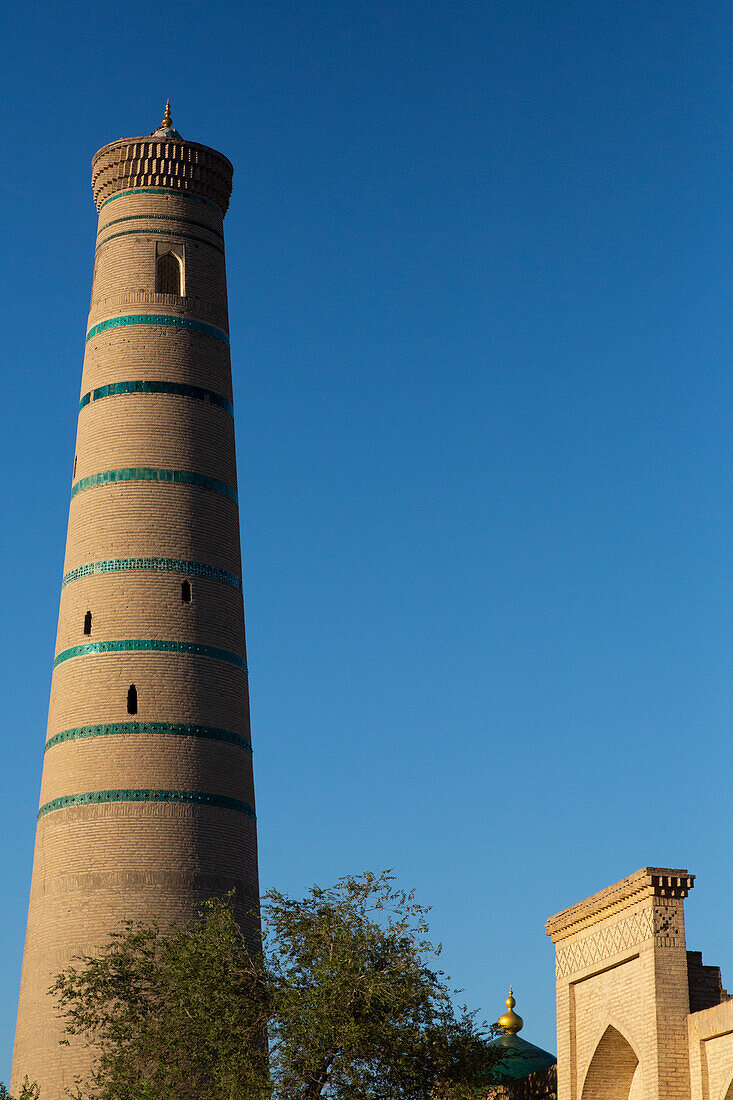 Juma Minaret, Ichon Qala (Itchan Kala), UNESCO World Heritage Site, Khiva, Uzbekistan, Central Asia, Asia