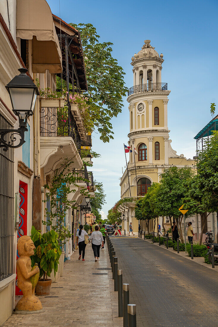 Blick auf den Palacio Consistorial de Santo Domingo, Rathaus, UNESCO-Weltkulturerbe, Santo Domingo, Dominikanische Republik, Westindien, Karibik, Mittelamerika