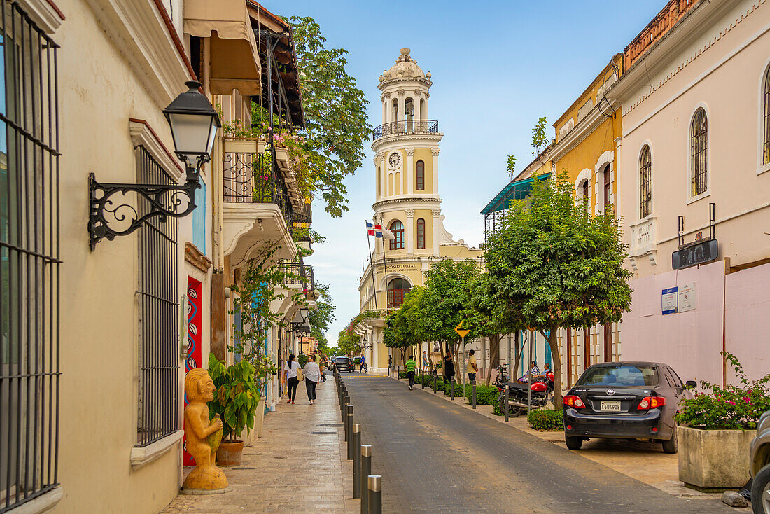 Blick auf den Palacio Consistorial de Santo Domingo, Rathaus, UNESCO-Weltkulturerbe, Santo Domingo, Dominikanische Republik, Westindien, Karibik, Mittelamerika