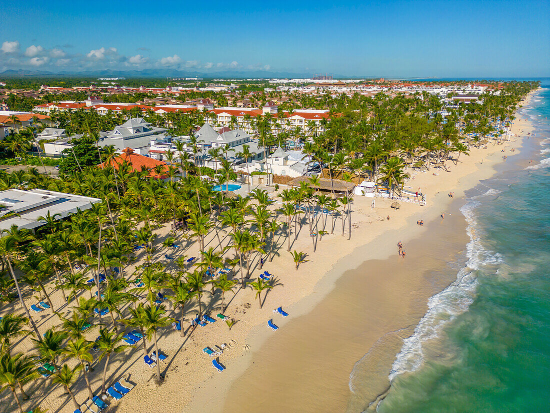 Luftaufnahme von Bavaro Beach, Punta Cana, Dominikanische Republik, Westindische Inseln, Karibik, Mittelamerika