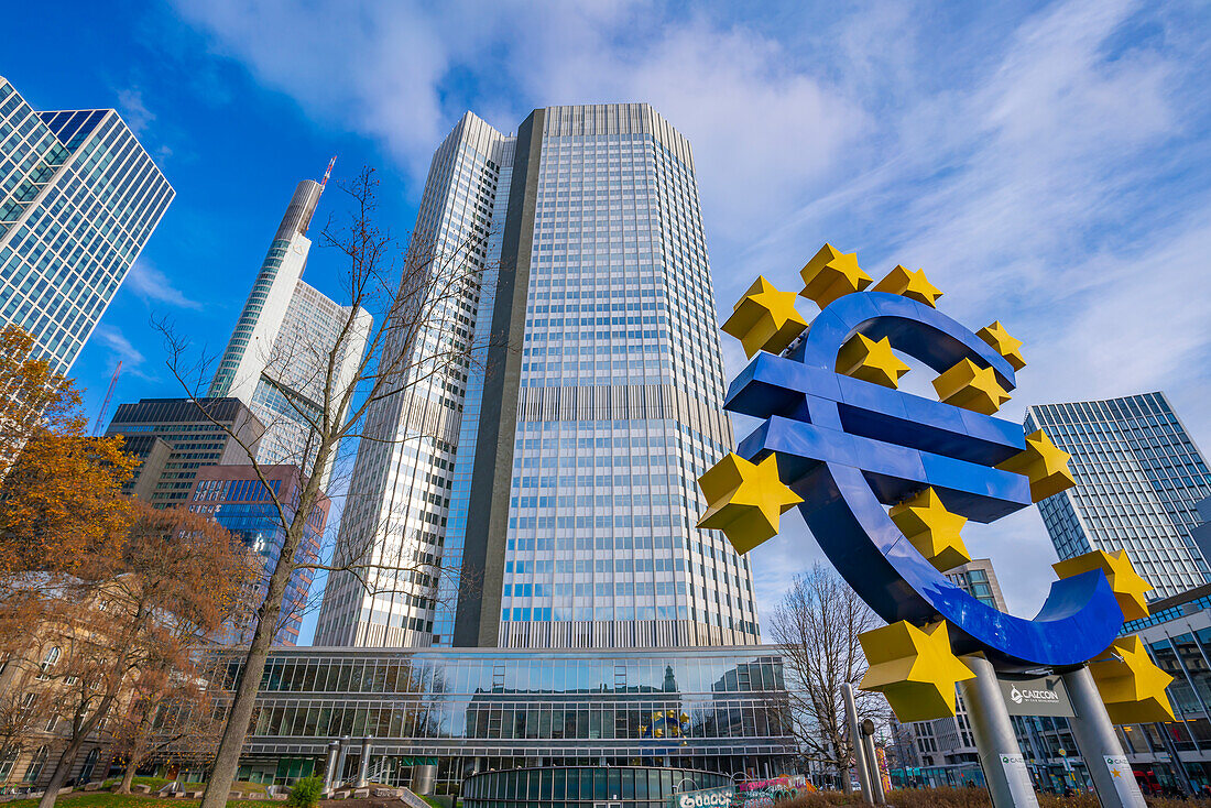 View of financial district skyline and the Euro Sculpture, Willy Brandt Platz, Frankfurt am Main, Hesse, Germany, Europe