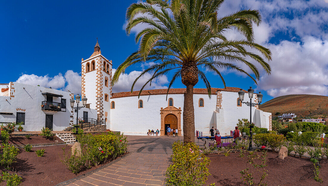 View of Iglesia de Santa Maria de Betancuria, Betancuria, Fuerteventura, Canary Islands, Spain, Atlantic, Europe