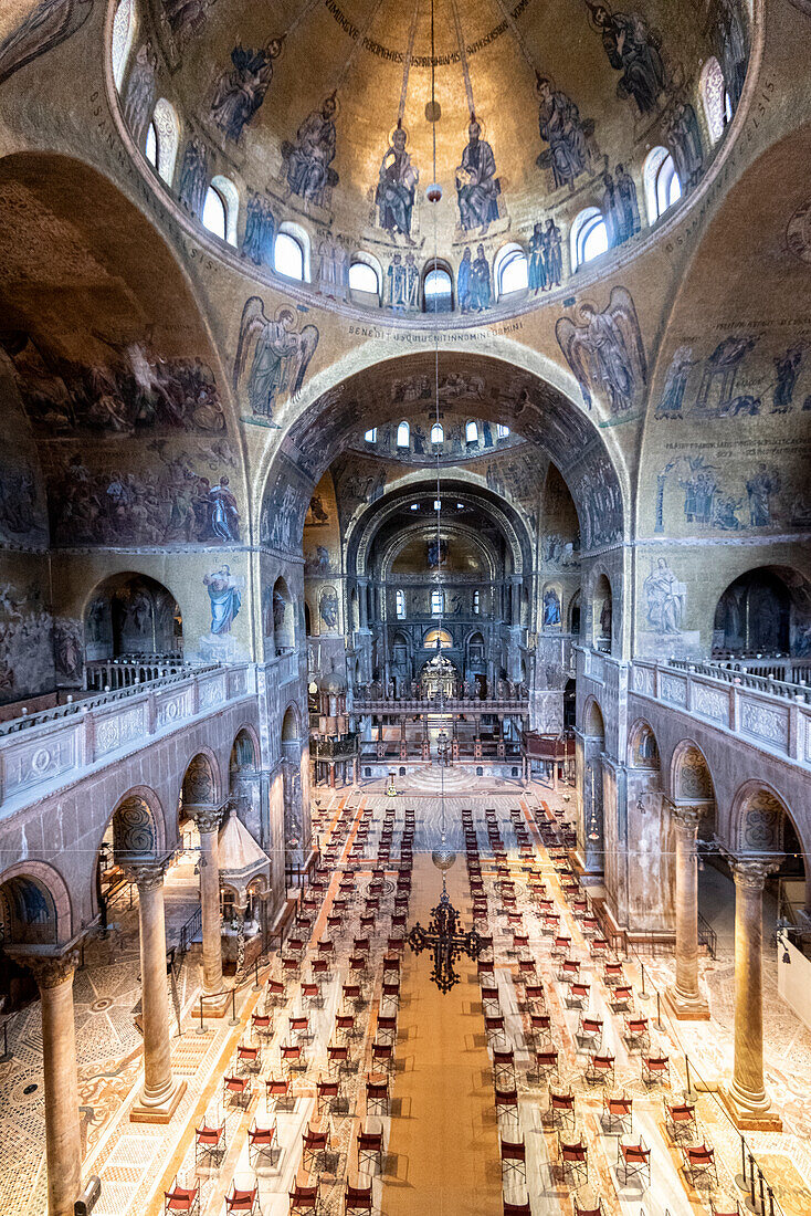 Das Innere des Markusdoms, Venedig, Venetien, Italien, Europa