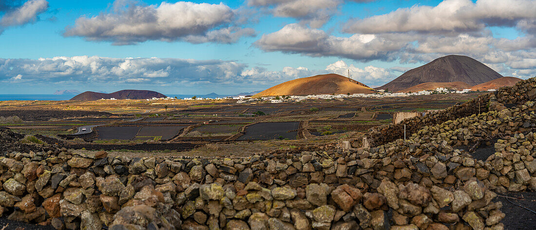 View of volcanic landscape in Timanfaya National Park, Lanzarote, Las Palmas, Canary Islands, Spain, Atlantic, Europe
