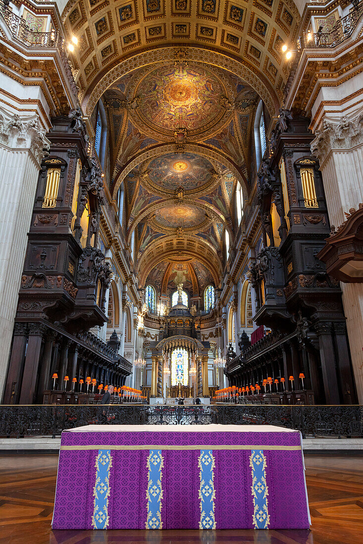 The choir of St. Paul’s Cathedral, London, Great Britain, UK