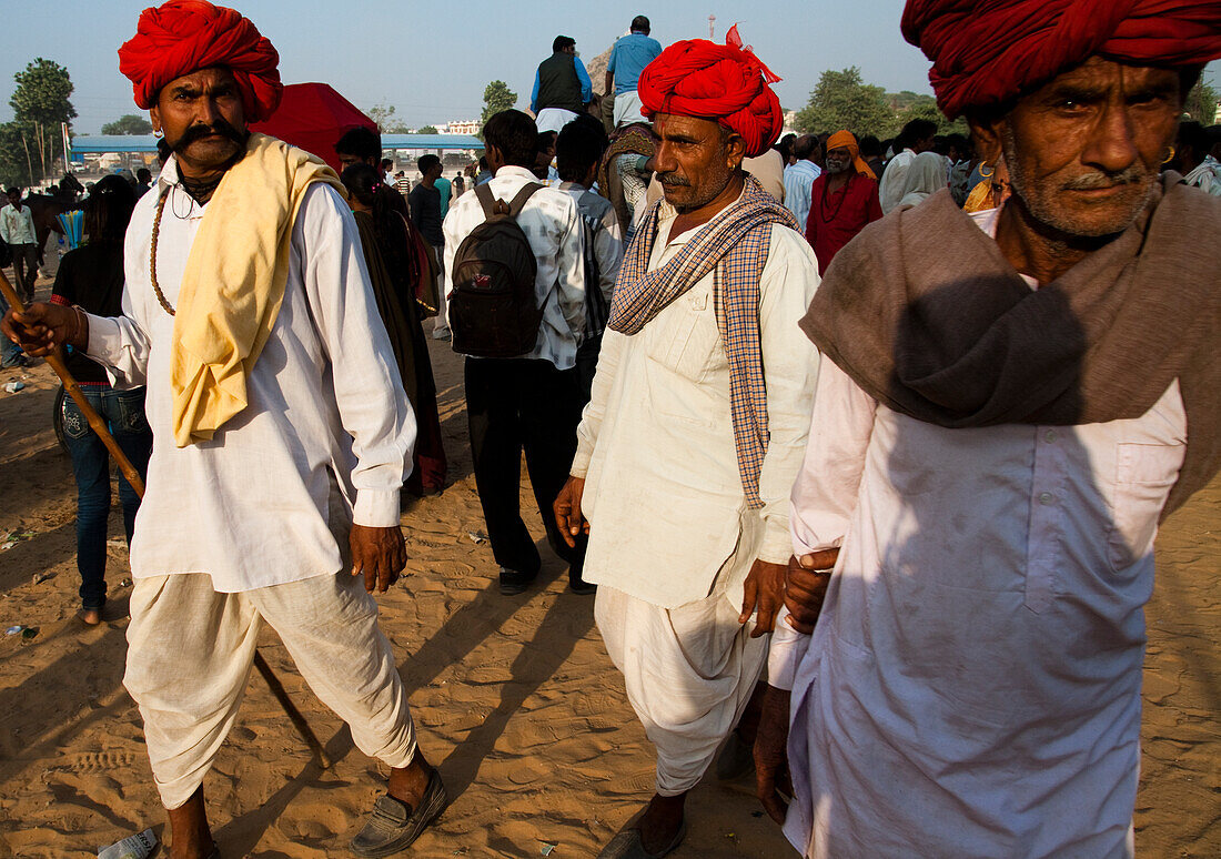 Männer auf dem Kamelmarkt von Pushkar
