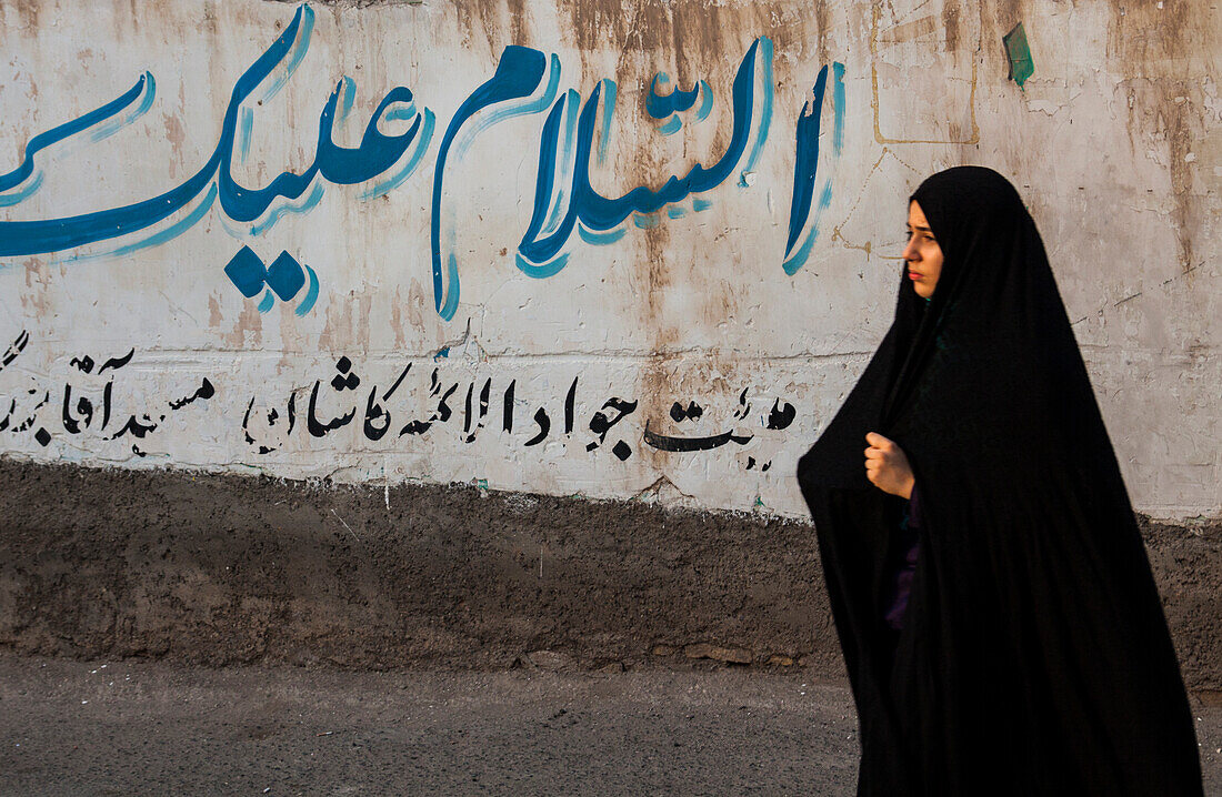 Scene in the city of Kashan