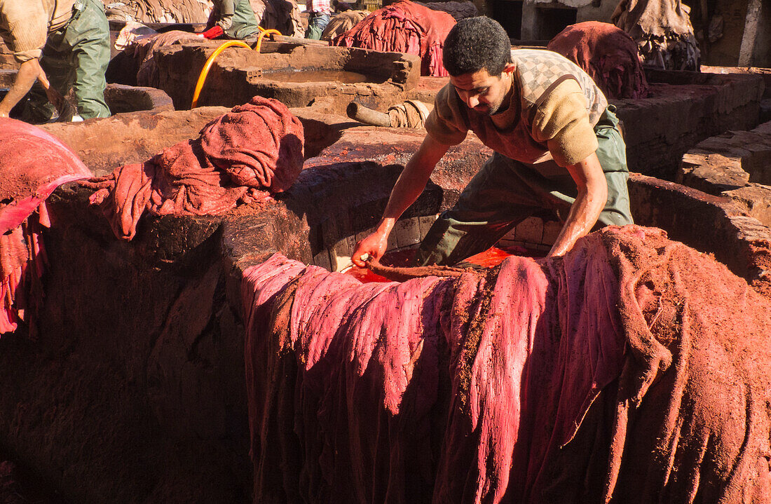 Leather tanning in Fez
