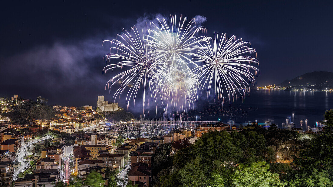 Fireworks on the town of Lerici, Castle of Lerici, municipality of Lerici, La Spezia province, Liguria district, Italy, Europe