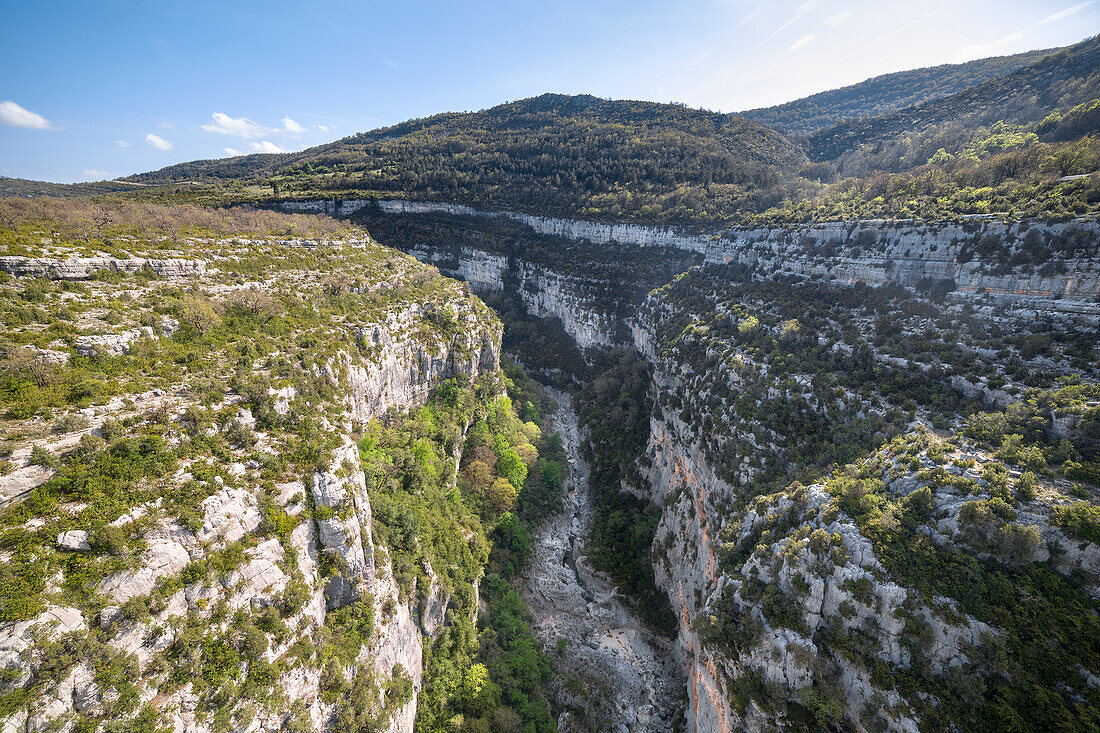 Gorges du Verdon: Canyon de l'Artuby von der Pont de l'Artuby (Departement Var, Provence-Alpes-Côte d'Azur, Frankreich, Europa)