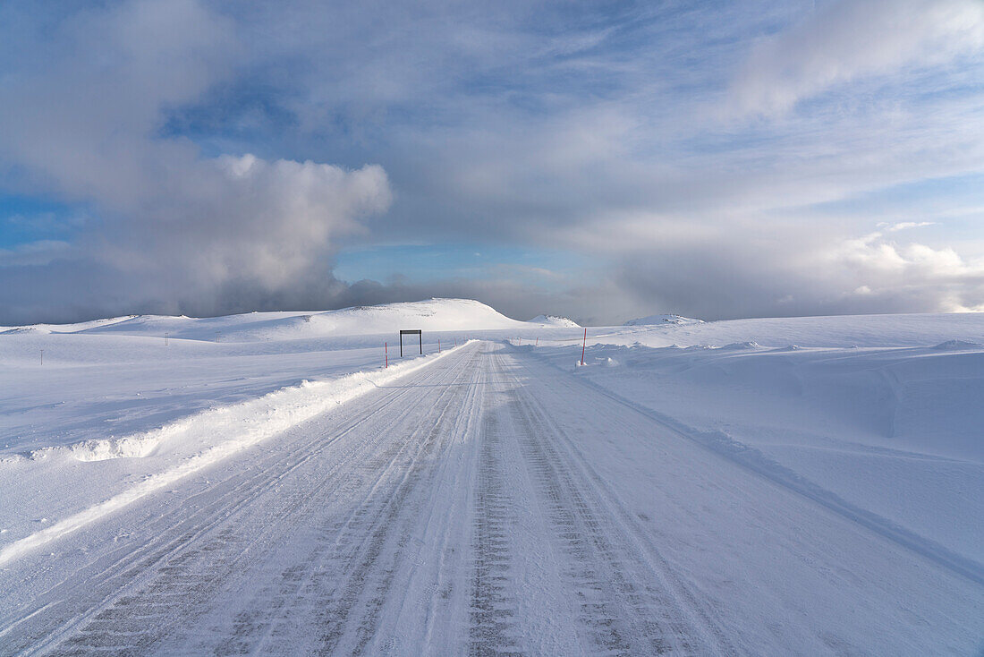 Europe, Norway, Finnmark, Road to Cape North