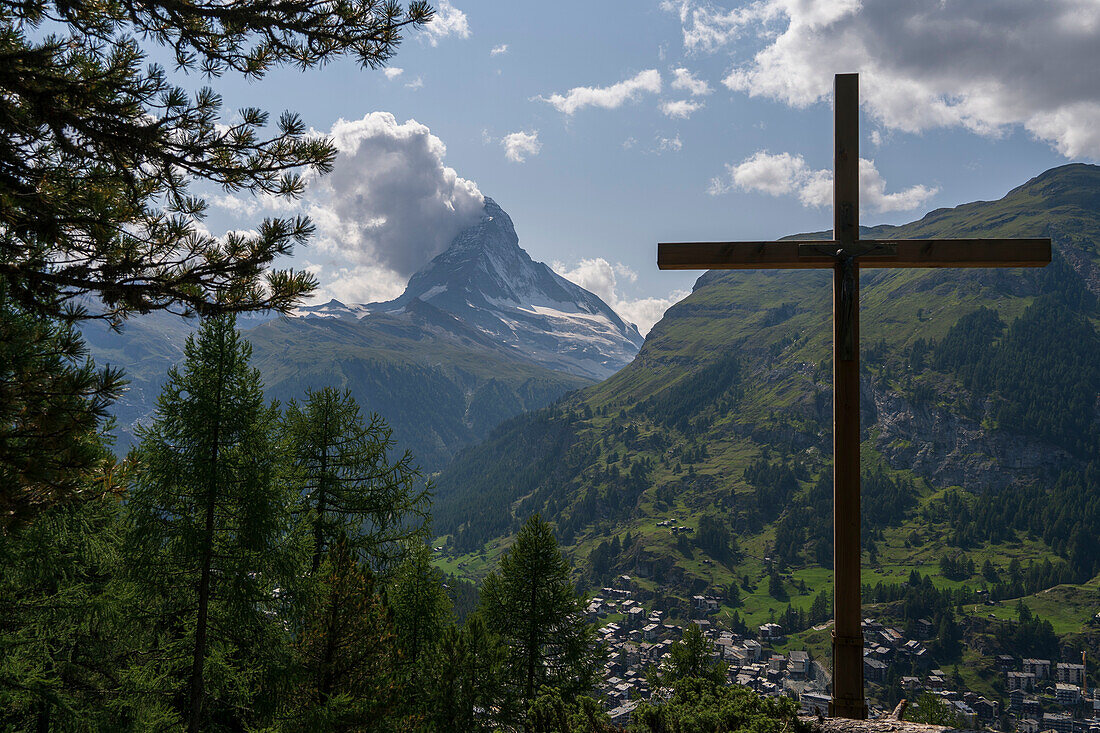 Switzerland, Zermatt, Matterhorn and Zermatt in Summer