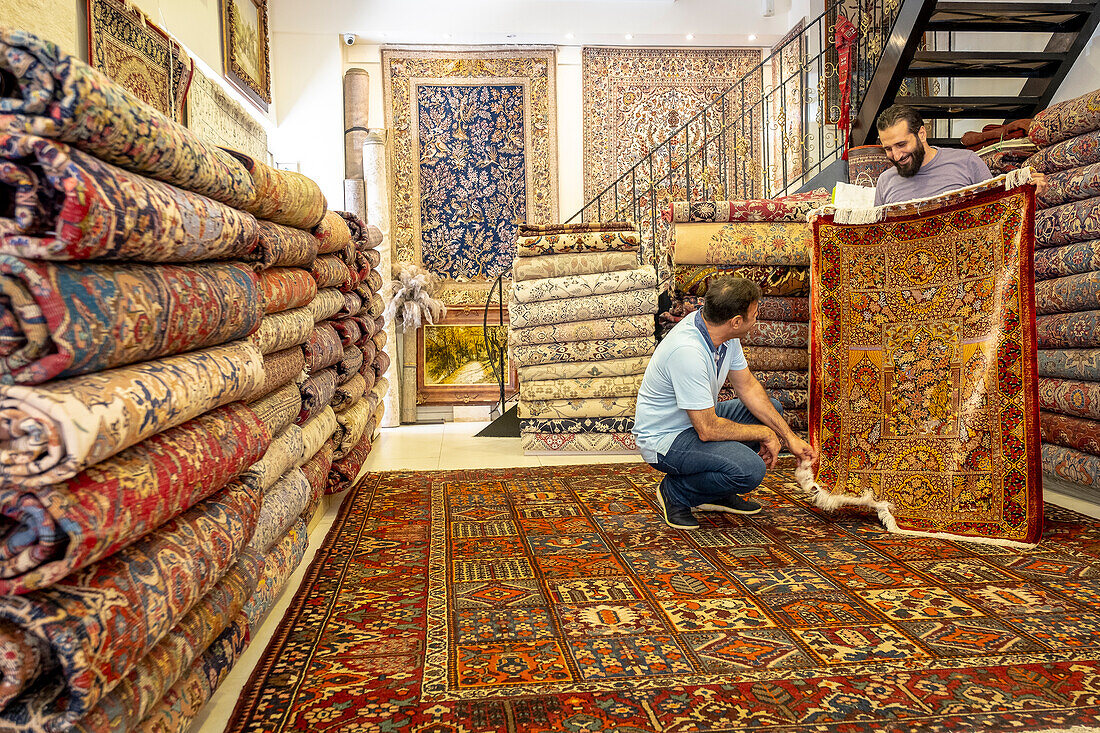 Jaafarian Carpets, handgefertigte persische Teppiche, in der Madame Curie Street, Beirut, Libanon