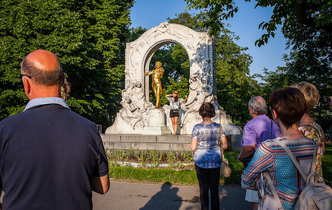 Johann Strauss Monument, in Stadtpark (City Park), Vienna , Austria