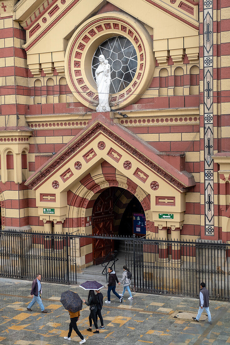 Carrera 7 or Carrera septima and Iglesia de Nuestra Señora de las Nieves or Nuestra senora de las Nieves Church, Bogota, Colombia