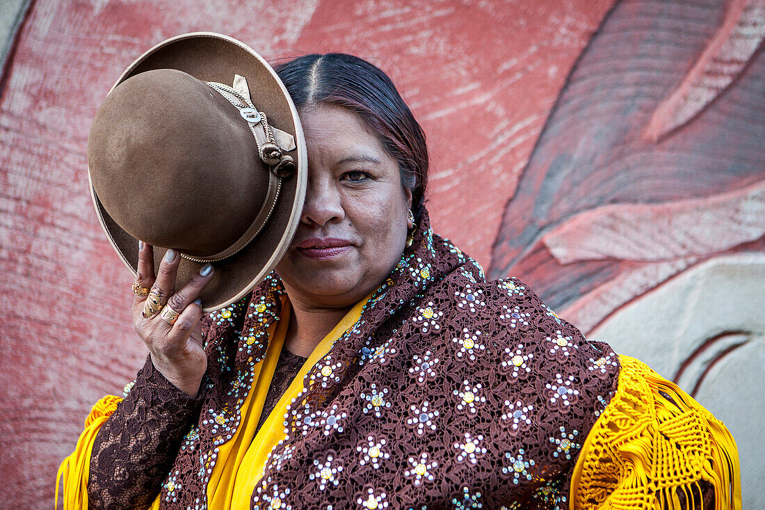 Angela la Folclorista, cholita Ringerin, El Alto, La Paz, Bolivien