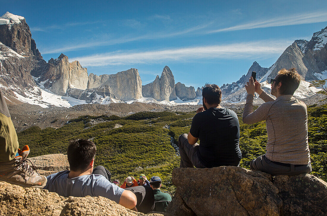 Hikers in Mirador Británico, Valle del Francés, Torres del Paine national park, Patagonia, Chile