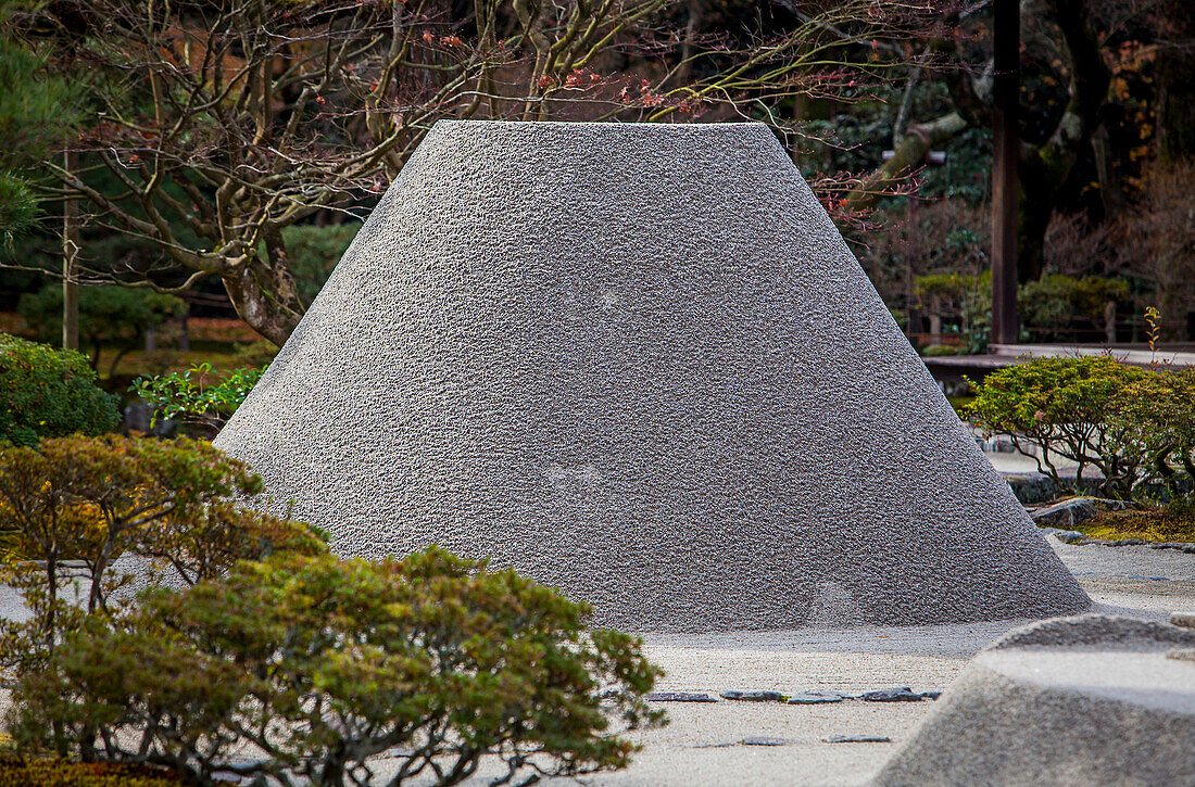 Zen garden symbolizing Mount Fuji and the sea, in Ginkaku ji temple, Kyoto, Kansai, Japan