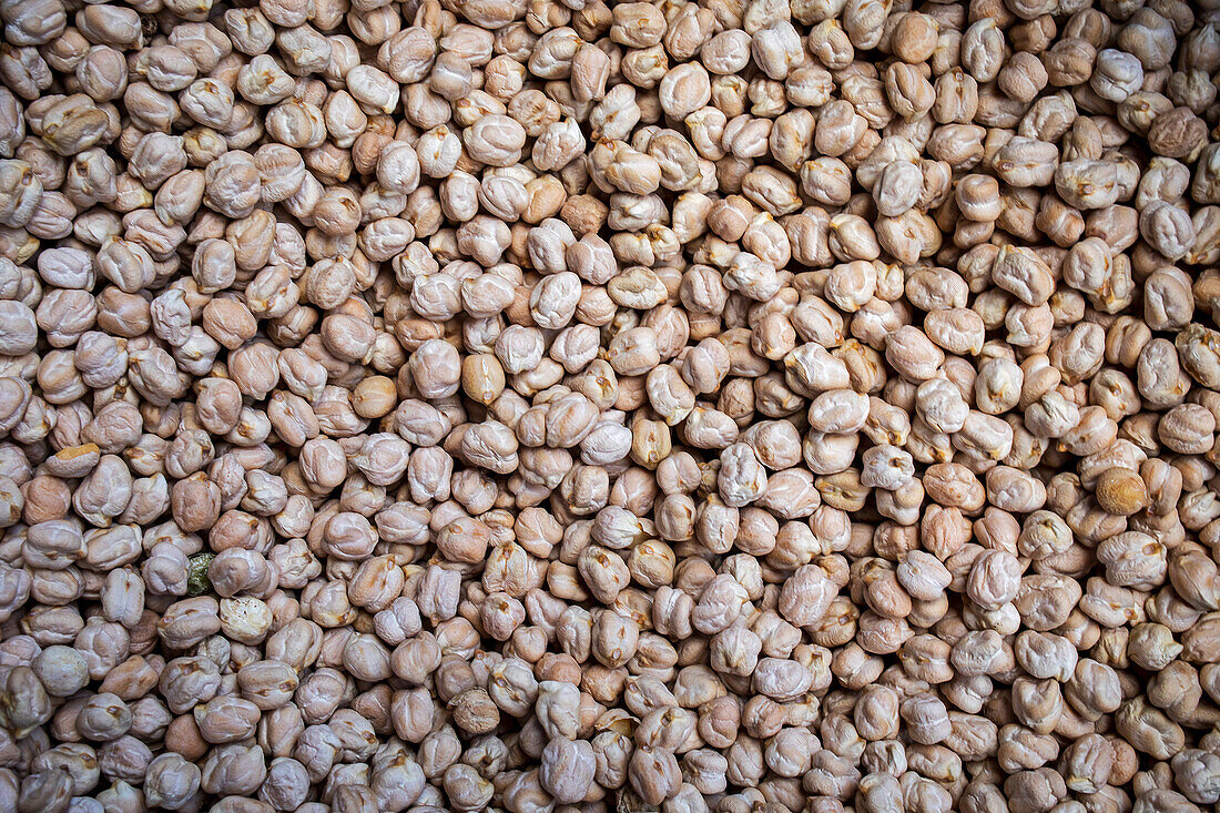 chickpeas, detail, street market, medina, Tetouan, UNESCO World Heritage Site, Morocco