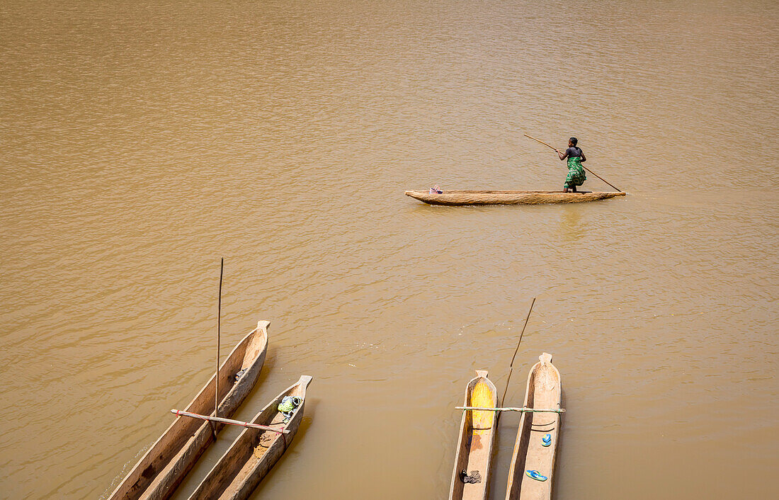 Scene in Manambolo river, in the Tsingy de Bemaraha National Park. Madagascar, Africa