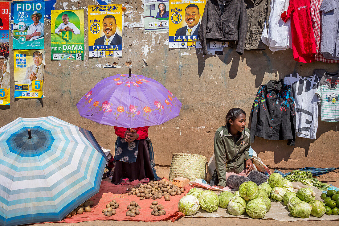 Lebensmittelmarkt von Ambohimahasoa Stadt, Madagaskar