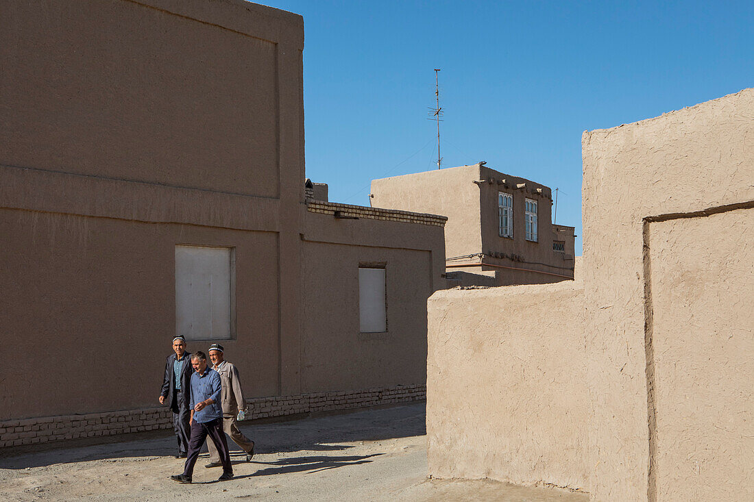 Straßenszene in Ichon-Qala oder Altstadt, Chiwa, Usbekistan