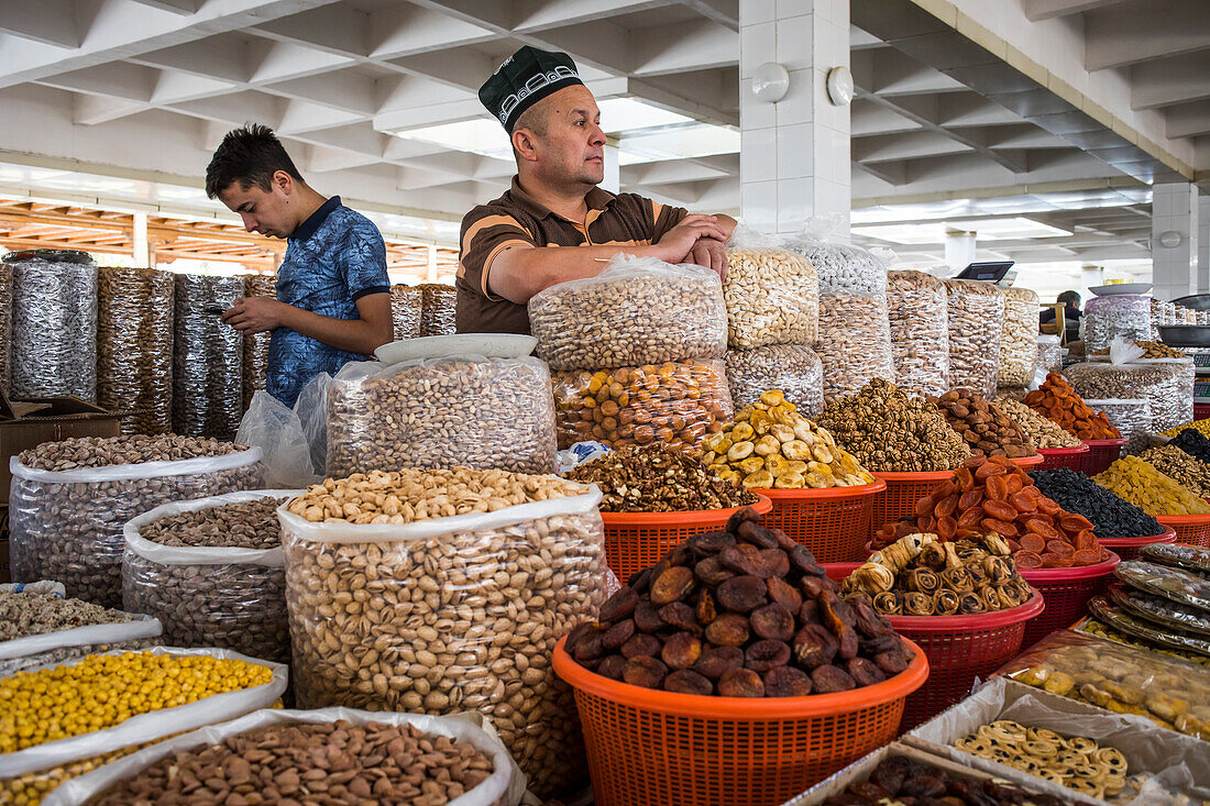 Dry food shop, Siob Bazaar, Samarkand, Uzbekistan