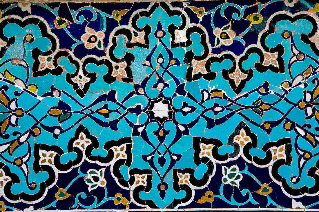Detail, ornamentation, Amir Buruduq mausoleum, Shah-i-Zinda complex, Samarkand, Uzbekistan