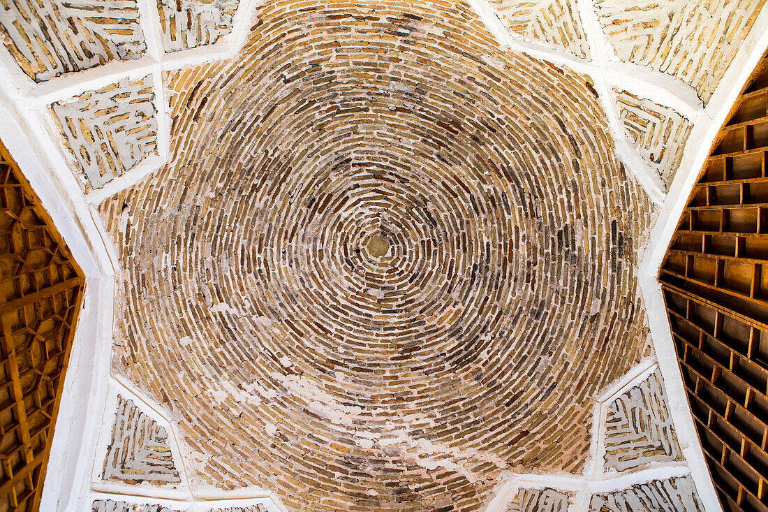 Vault detail, Taki-Telpak Furushon bazaar, Bukhara, Uzbekistan