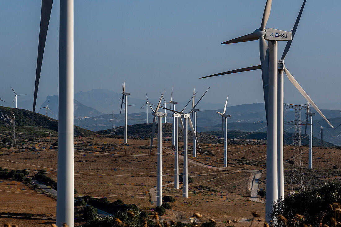 Windkraftanlage, in Casares, Malaga, Spanien