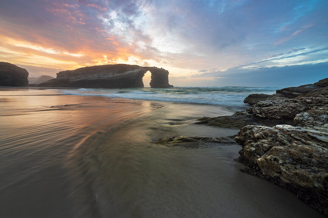 Playa de Las Catedrales at sunset, Ribadeo, Galicia, Spain, Iberian Peninsula, Western Europe