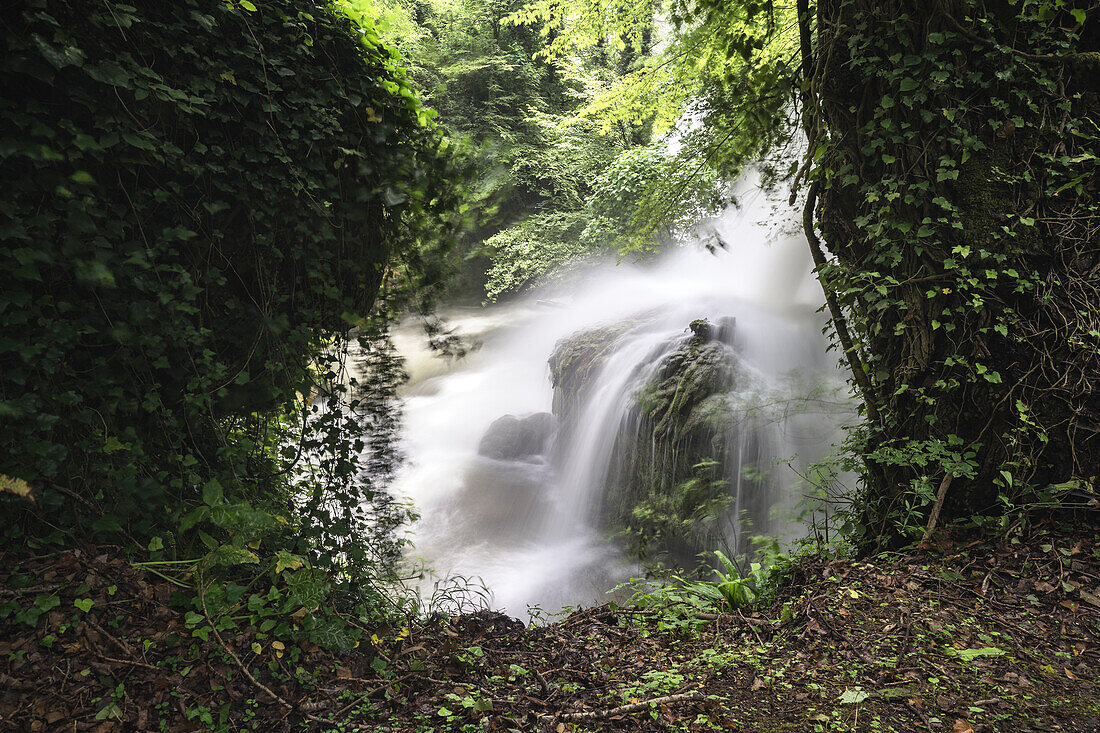 Marmore-Wasserfälle (Cascate delle Marmore), Terni, Umbrien, Italien, Europa