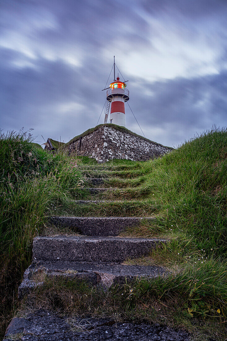 Europa, Dänemark, Färöer Inseln, Streymoy, Torshavn: der Leuchtturm und sein historischer Park