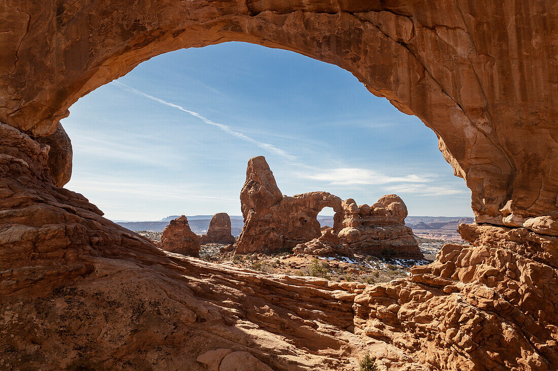 USA, Utah, Arches National Park: Turret Arch from the North Window