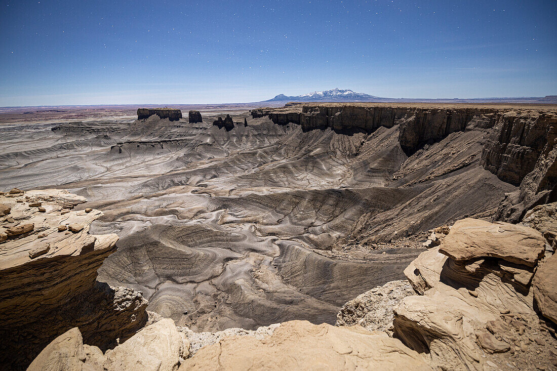 USA, Utah: Aussichtspunkt Moonscape Overlook in der Wildnis