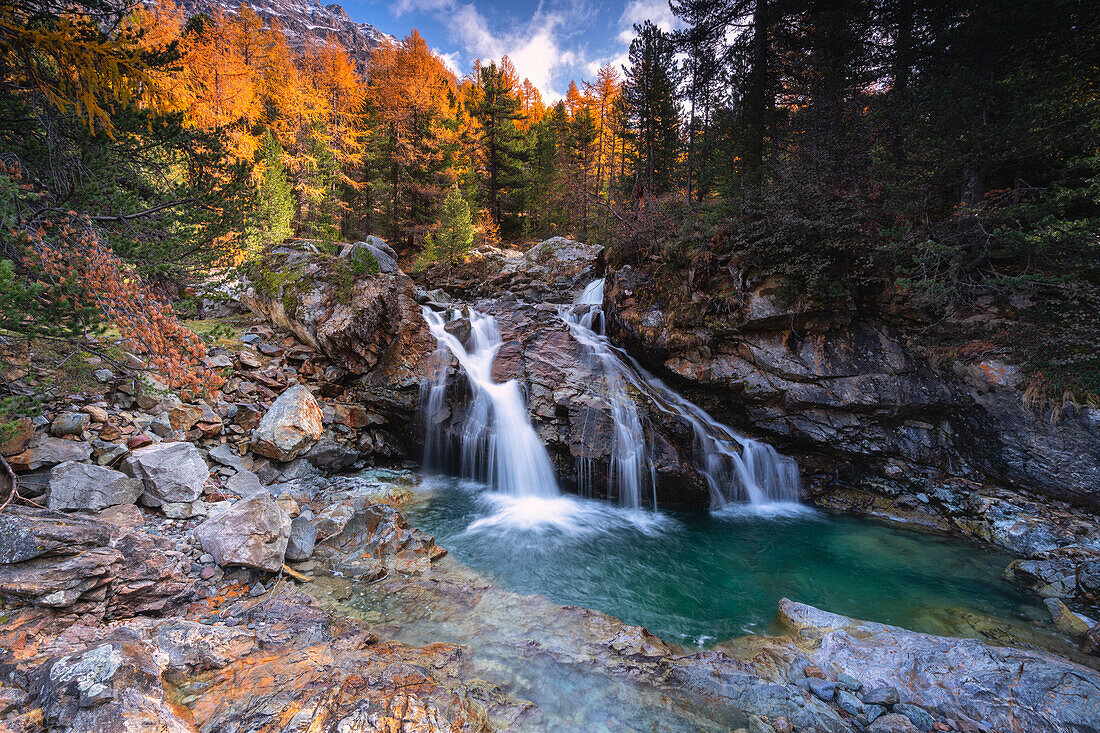 Wasserfälle in Morteratsch, Kanton Graubünden im Engadin, Schweiz, Europa.