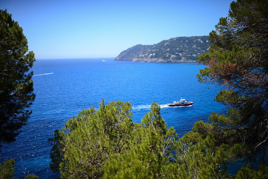 Mittelmeerküste und Steilküste von Mallorca, Spanien