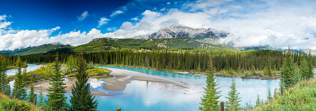 Icefields Parlway in der Nähe des Lake Louise, Banff National Park, Alberta, Kanada