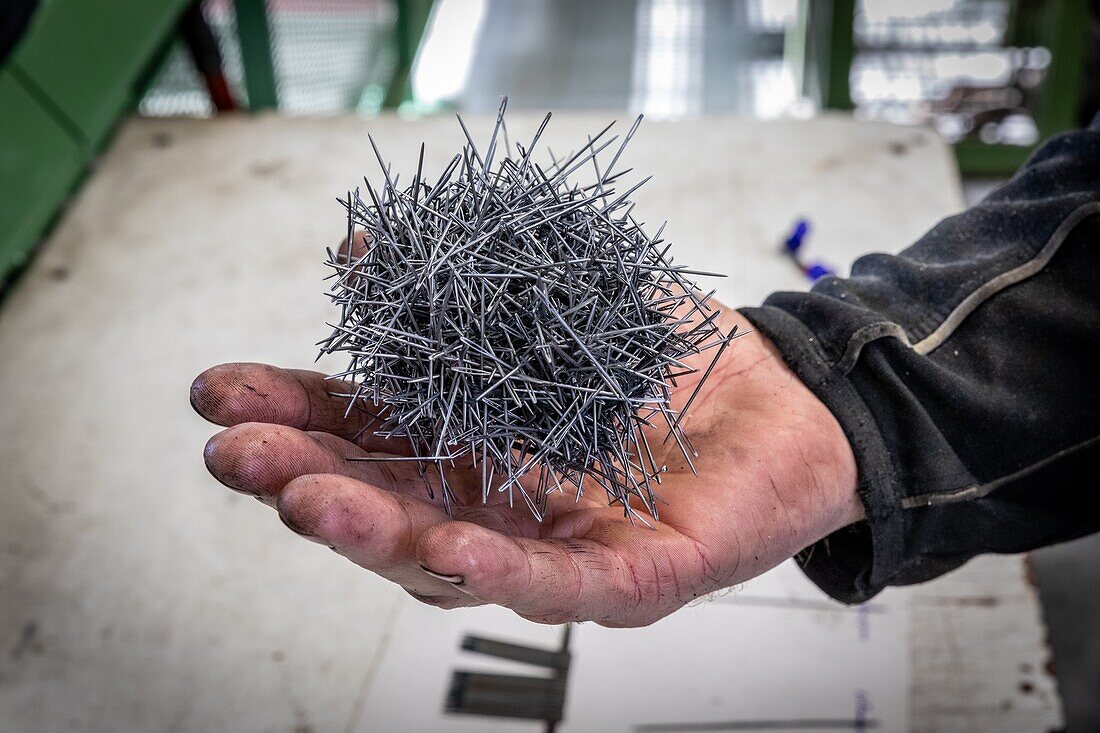 Ball of needles after polishing, factory of the manufacture bohin, living conservatory of the needle and pin, saint-sulpice-sur-risle, orne (61), france