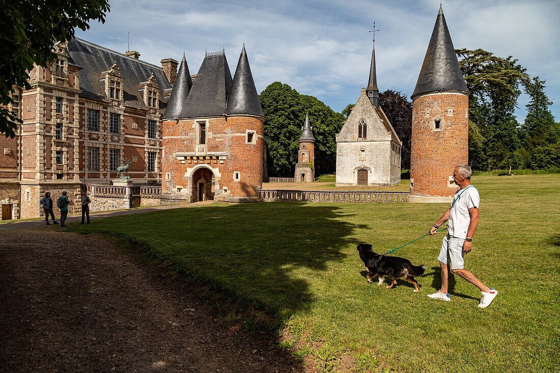 Das unter Denkmalschutz stehende Schloss Chambray aus dem 16. Jahrhundert beherbergt die Landwirtschaftsschule, Mesnil-sur-iton, Eure, Normandie, Frankreich