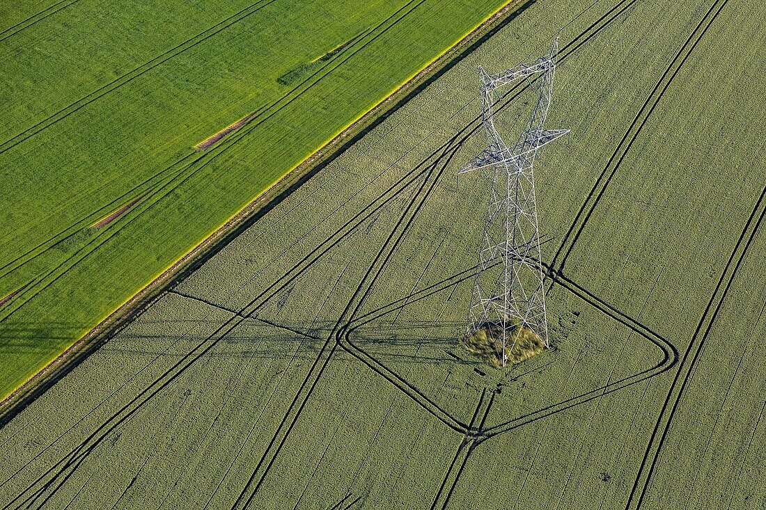 Hochspannungsmast für Hochspannungsleitungen, eure, normandie, frankreich