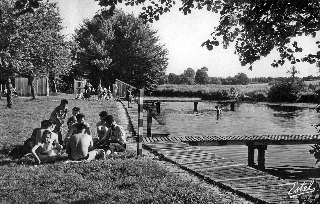 Bathing on the riverbank,  la neuve-lyre, valley of the risle, eure, normandy, france