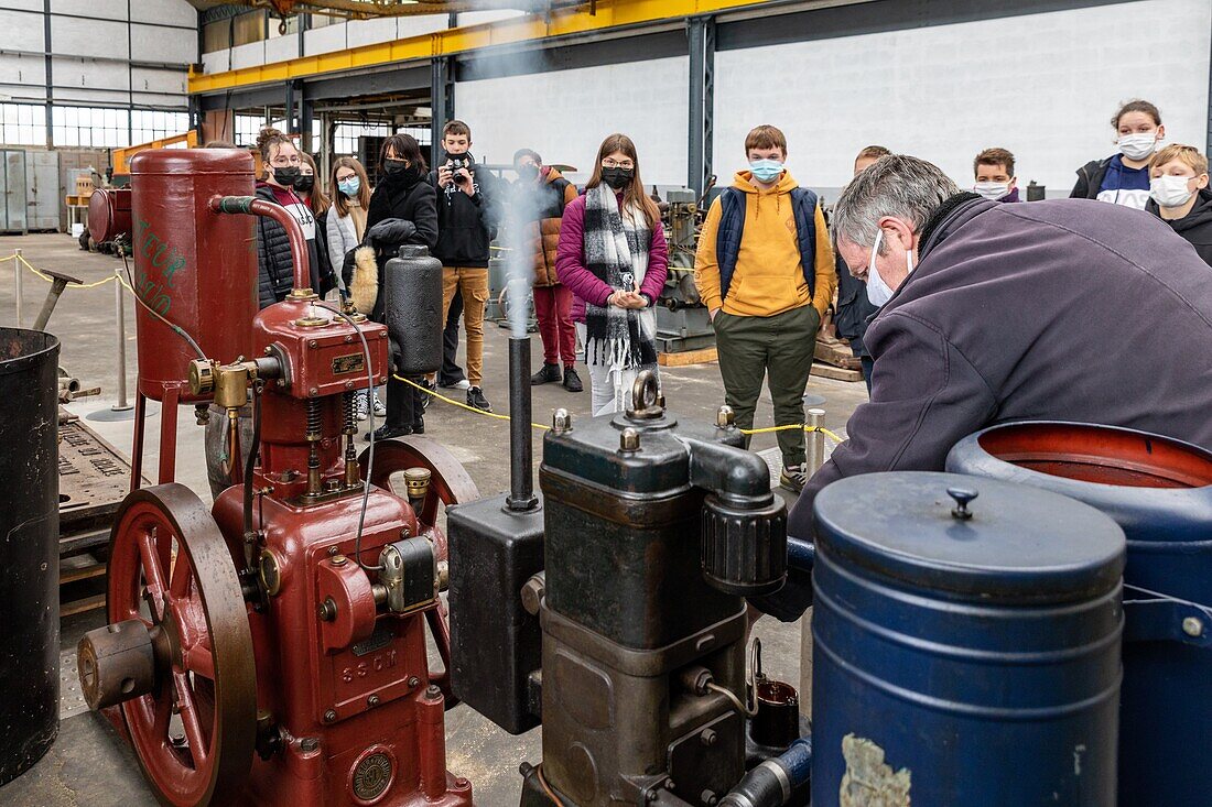 School tour to a cultural project for the eighth grade students of the victor hugo middle school of rugles, living museum of energy, rai, orne, normandy, france