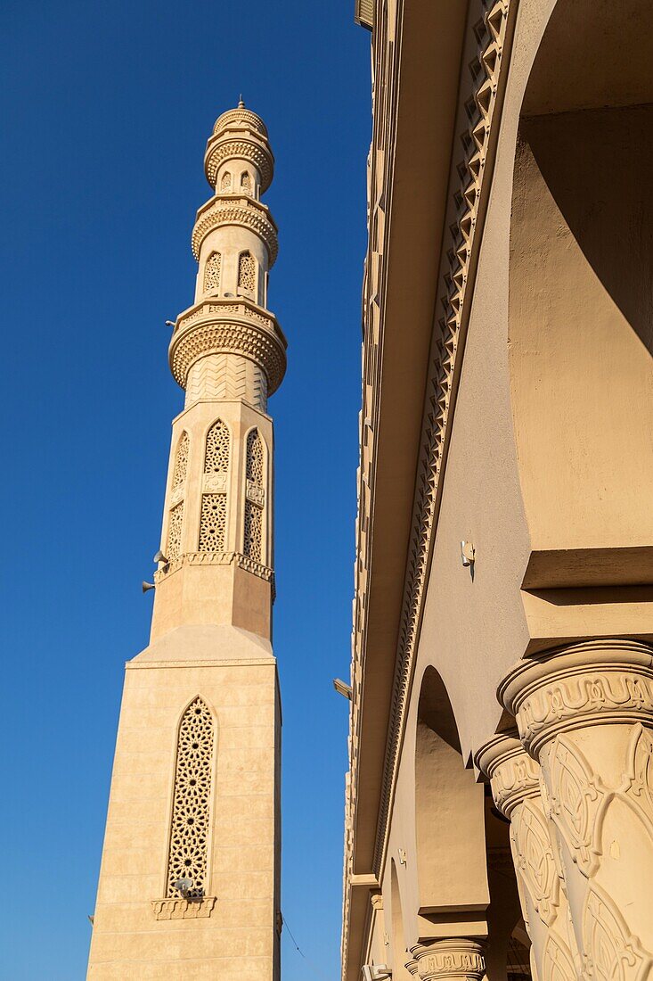 Minarett der El-Mina-Moschee, hurghada, ägypten, afrika