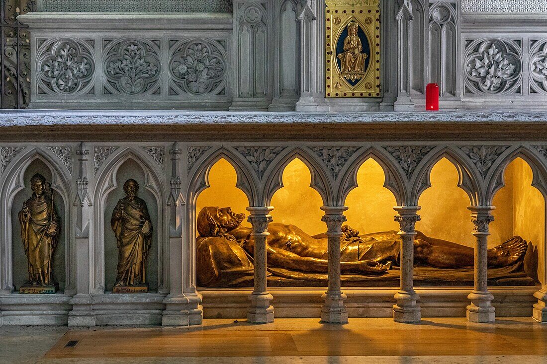 Jesus im Grab, Chor der Saint-Pierre-Kathedrale von Lisieux, Pays d'Auge, Normandie, Frankreich
