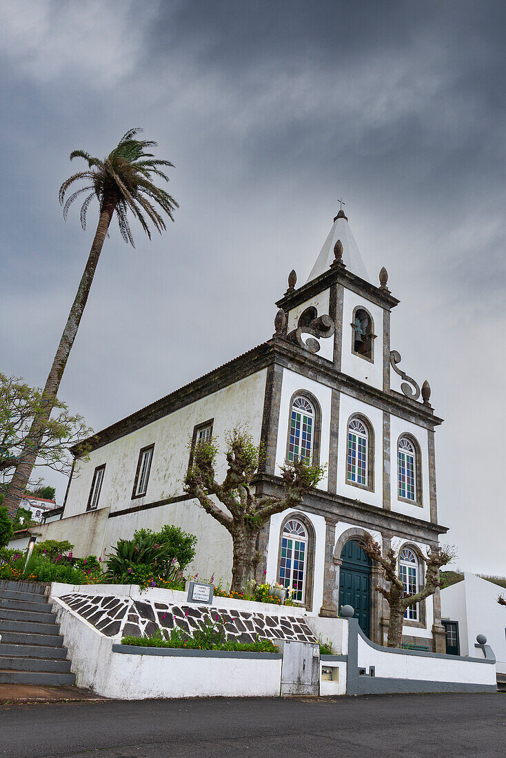 Igreja de Sao Caetano im Dorf Lomba, Gemeinde Lajes das Flores, Insel Flores (Ilha das Flores), Azoren-Archipel, Portugal, Europa