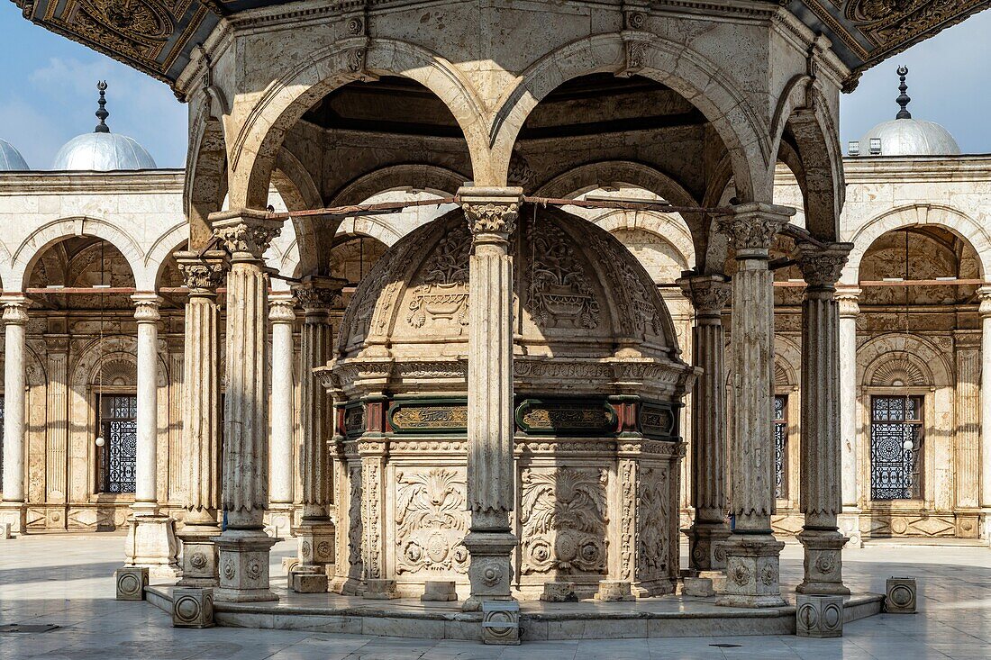 Tomb of mahmet ali pasha, inner courtyard of the alabaster mosque of muhammad ali, 19th century turkish style, saladin citadel, cairo, egypt, africa