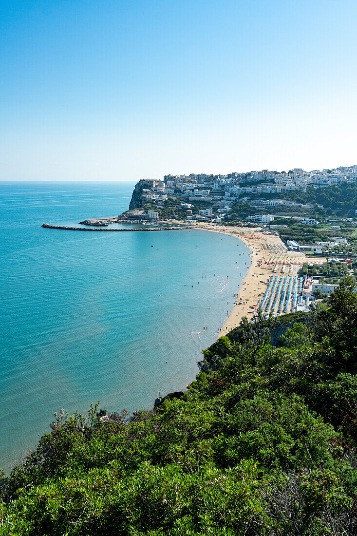 Old town of Peschici perched on headland overlooking the sea, Foggia province, Gargano, Apulia, Italy