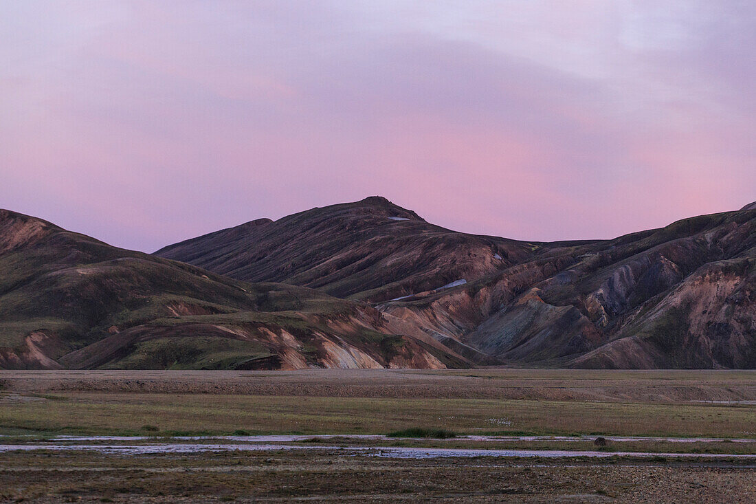 Landmannalaugar in der Abenddämmerung, Fjallabak Naturreservat, Hochland, Südliche Region, Island, Europa
