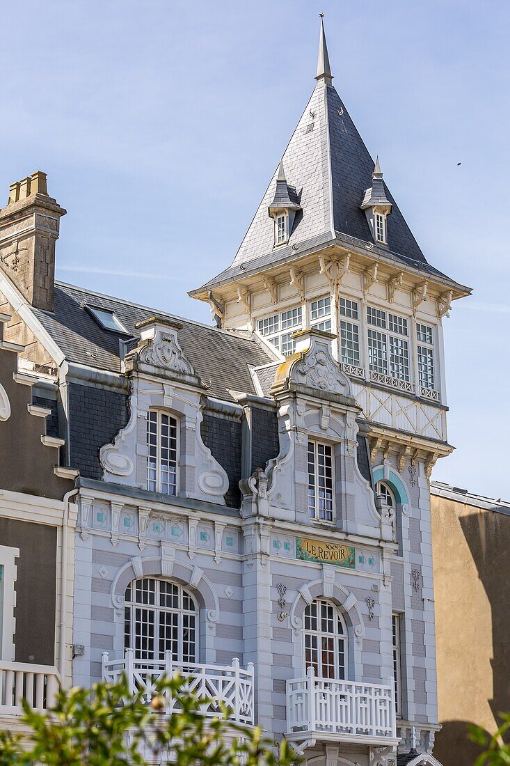 Facade of a belle epoque house, wimereux, (62) pas-de-calais, france